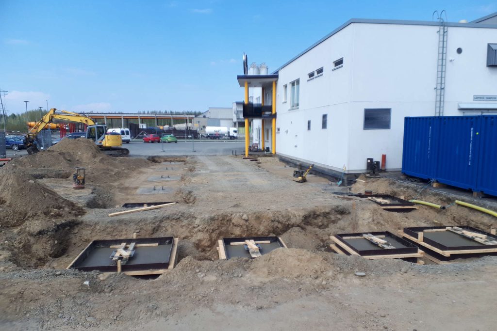 Konepalvelu Kuivalainen East MX halli