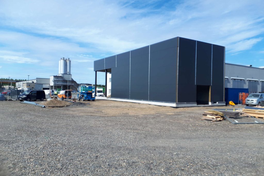 Konepalvelu Kuivalainen East MX halli