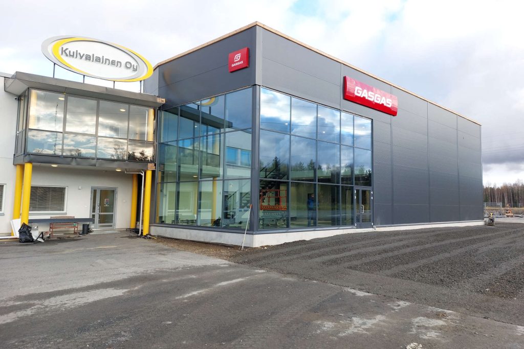 Konepalvelu Kuivalainen East MX halli