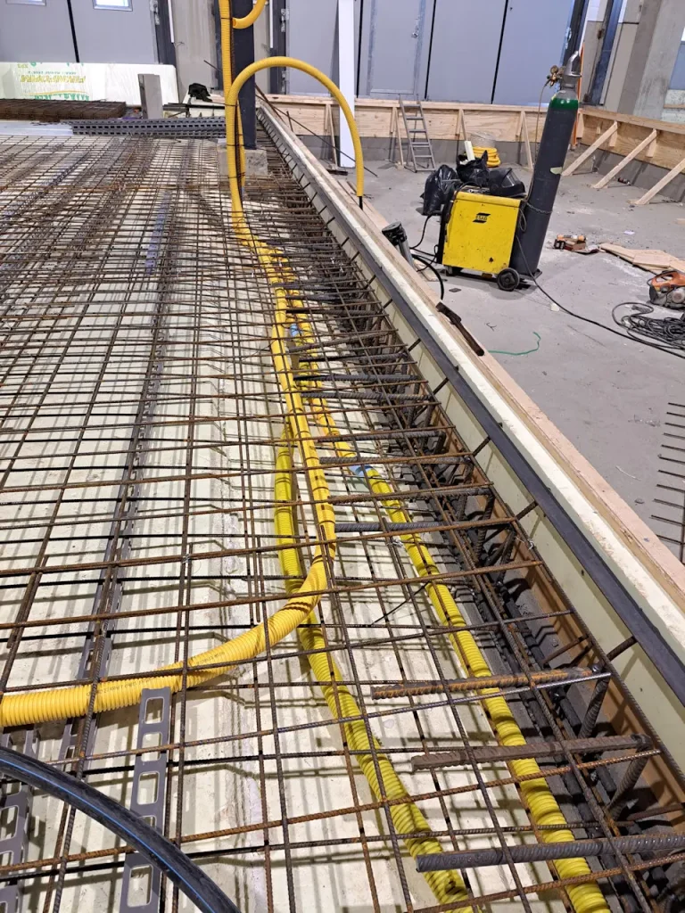 Konepalvelu Kuivalainen Oy. Hallin laajennus 1200m² /öljymonttu. Syksy 2023- kevät 2024