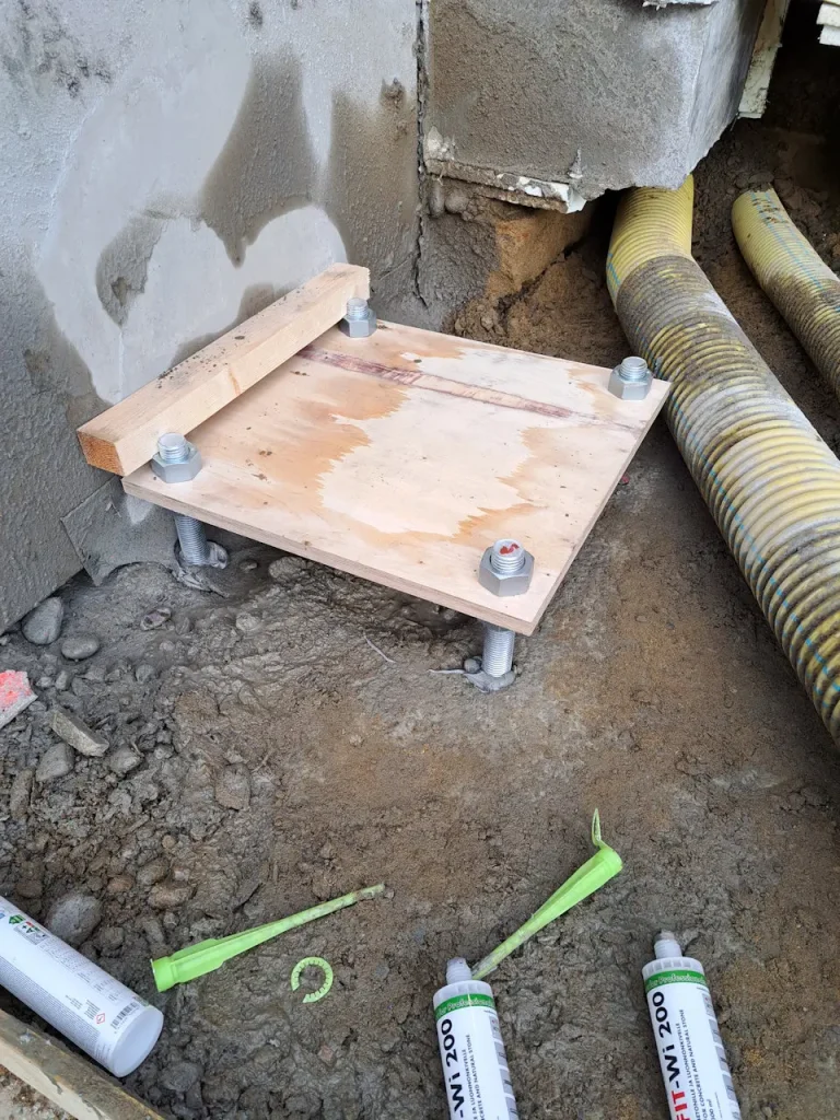 Konepalvelu Kuivalainen Oy. Hallin laajennus 1200m² /öljymonttu. Syksy 2023- kevät 2024