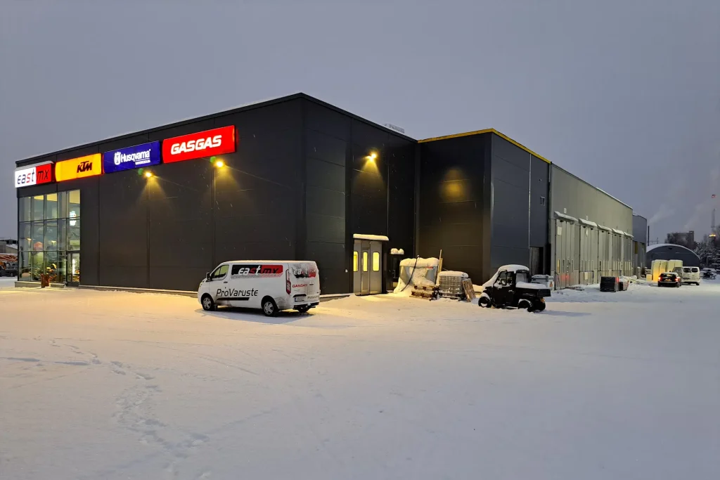 Konepalvelu Kuivalainen Oy. Hallin laajennus 1200m² /öljymonttu. Syksy 2023- kevät 2024